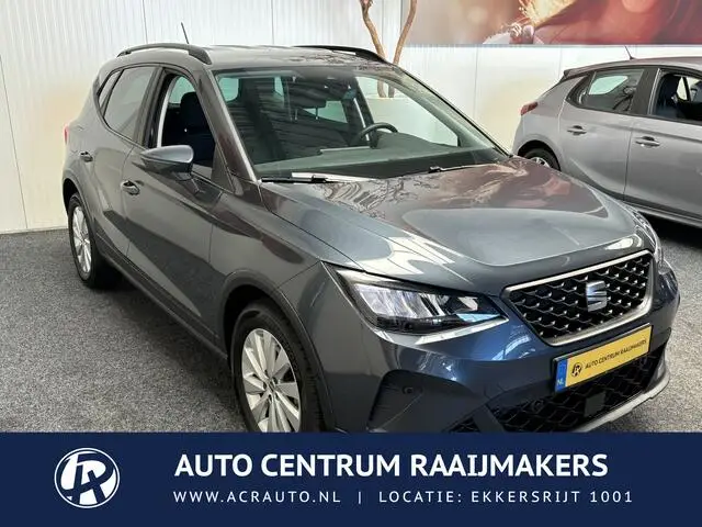 Photo 1 : Seat Arona 2023 Petrol