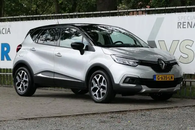 Photo 1 : Renault Captur 2019 Essence