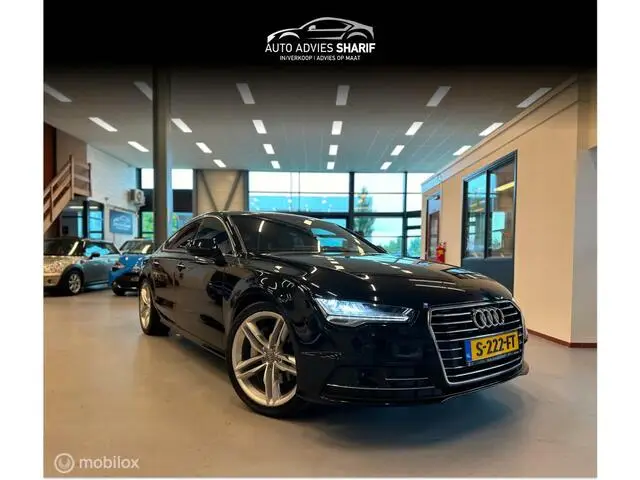 Photo 1 : Audi A7 2017 Petrol