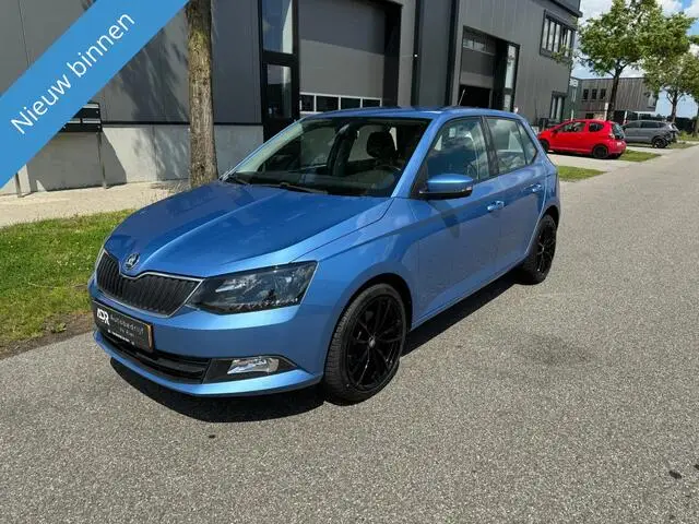 Photo 1 : Skoda Fabia 2016 Petrol