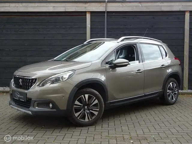 Photo 1 : Peugeot 2008 2016 Petrol