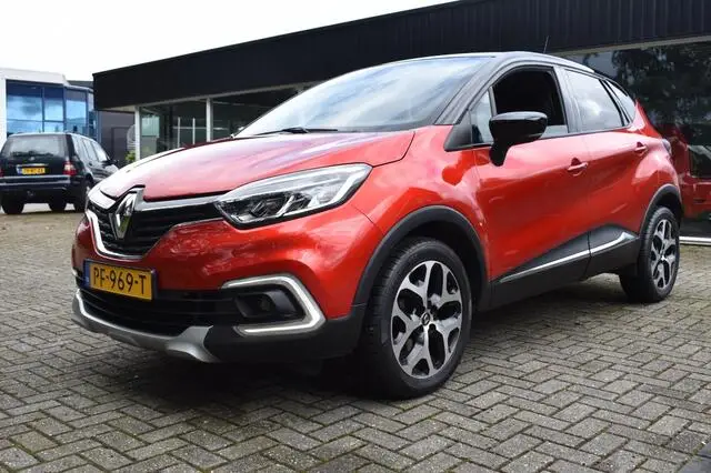 Photo 1 : Renault Captur 2017 Essence