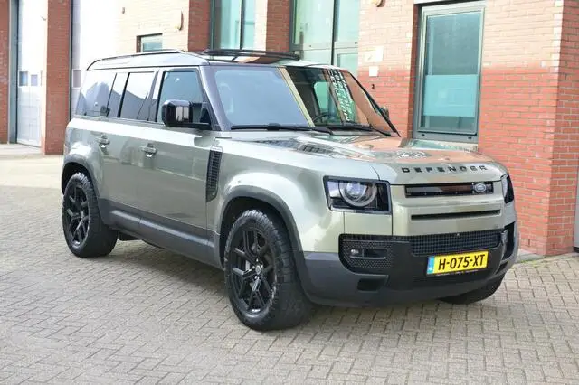 Photo 1 : Land Rover Defender 2020 Essence