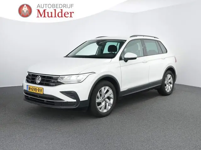 Photo 1 : Volkswagen Tiguan 2021 Essence