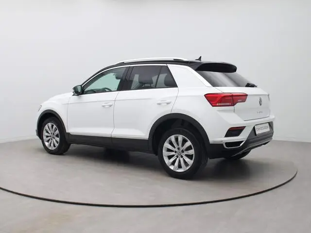 Photo 1 : Volkswagen T-roc 2020 Essence