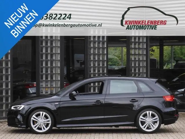 Photo 1 : Audi A3 2019 Petrol