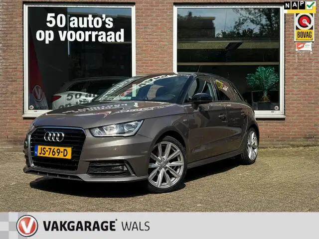 Photo 1 : Audi A1 2016 Essence