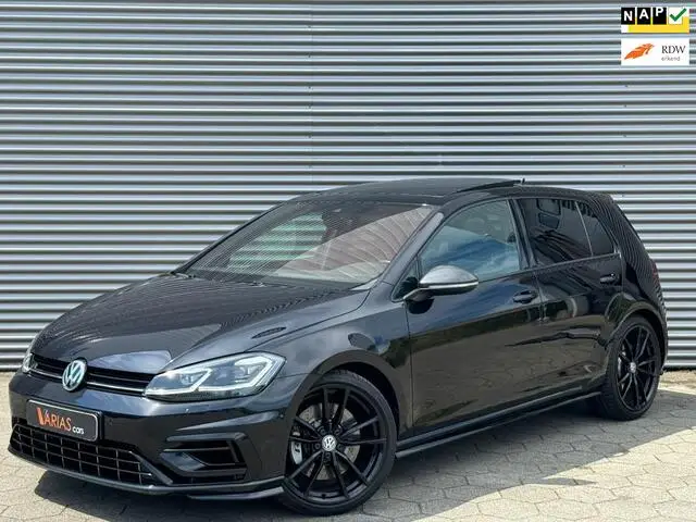 Photo 1 : Volkswagen Golf 2019 Essence