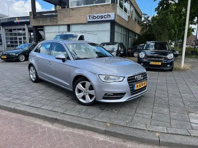 Photo 1 : Audi A3 2016 Essence