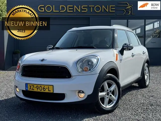 Photo 1 : Mini Countryman 2015 Essence