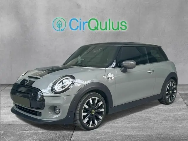 Photo 1 : Mini Mini 2020 Electric