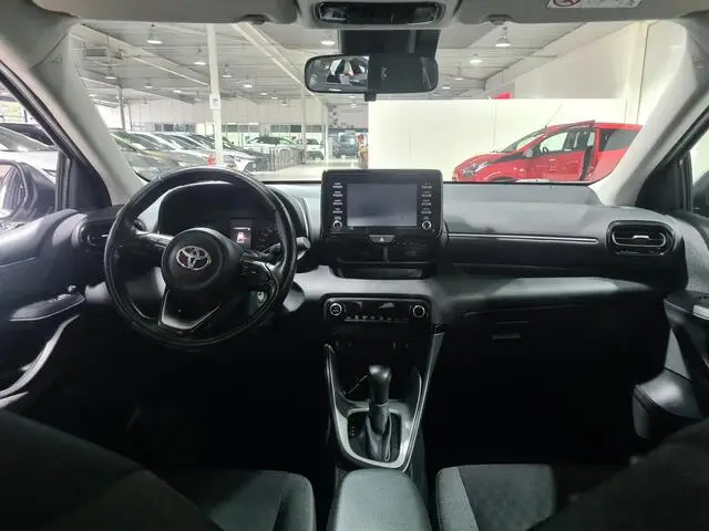 Photo 1 : Toyota Yaris 2022 Hybrid