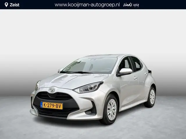 Photo 1 : Toyota Yaris 2020 Petrol