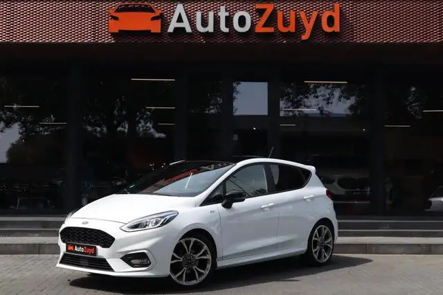 Photo 1 : Ford Fiesta 2018 Petrol