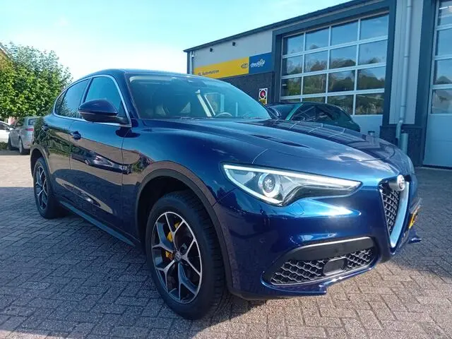 Photo 1 : Alfa Romeo Stelvio 2019 Petrol