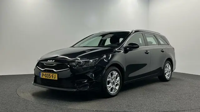 Photo 1 : Kia Ceed 2022 Petrol