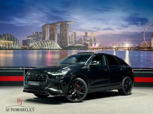 Photo 1 : Audi Q8 2022 Hybride