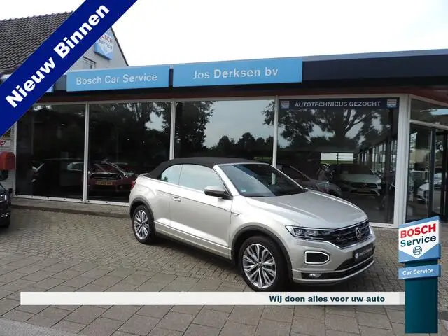 Photo 1 : Volkswagen T-roc 2021 Essence