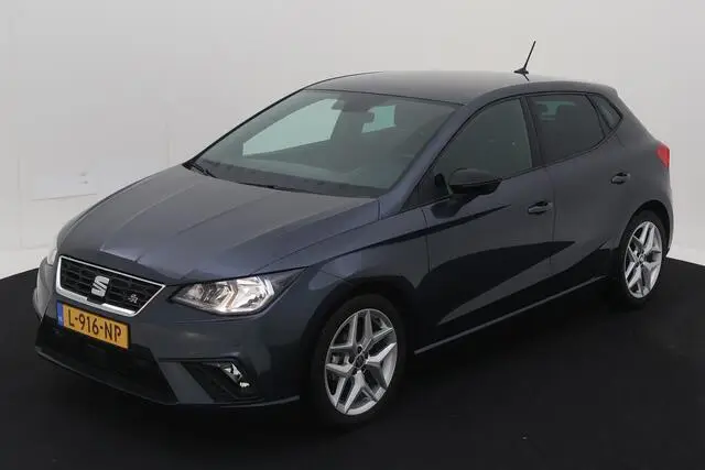 Photo 1 : Seat Ibiza 2021 Petrol