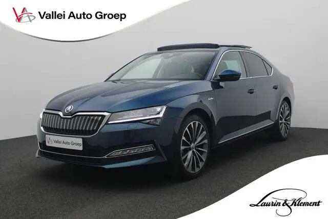 Photo 1 : Skoda Superb 2023 Hybrid