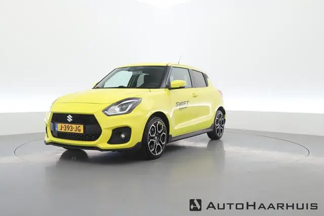 Photo 1 : Suzuki Swift 2018 Petrol