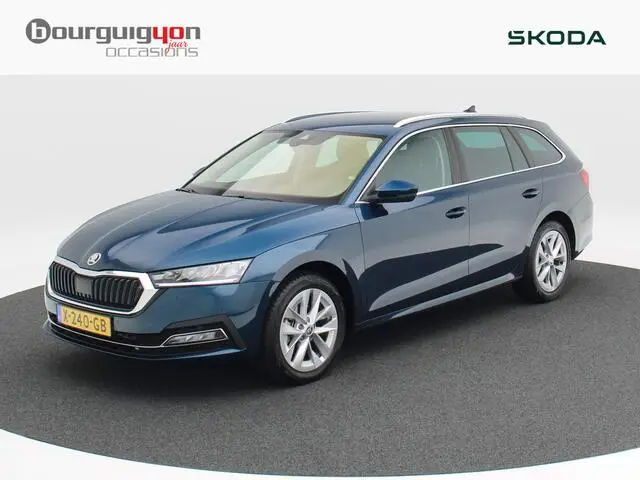 Photo 1 : Skoda Octavia 2023 Essence