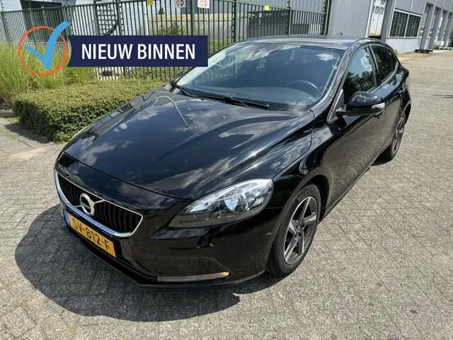 Photo 1 : Volvo V40 2017 Diesel