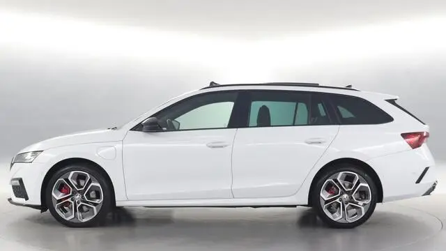 Photo 1 : Skoda Octavia 2021 Hybrid