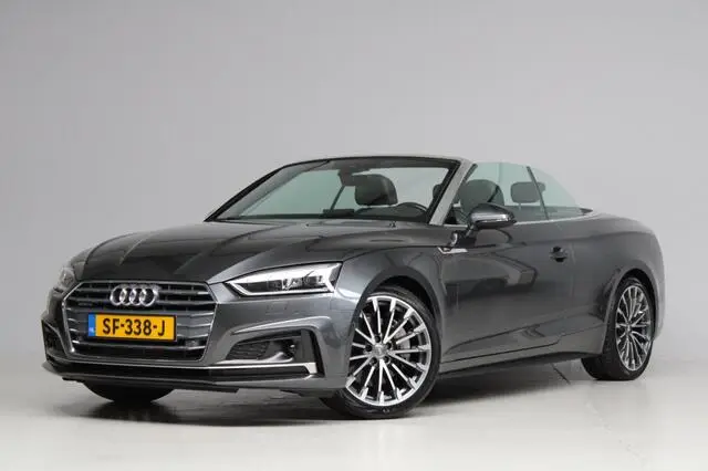 Photo 1 : Audi A5 2017 Petrol