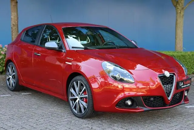 Photo 1 : Alfa Romeo Giulietta 2017 Petrol