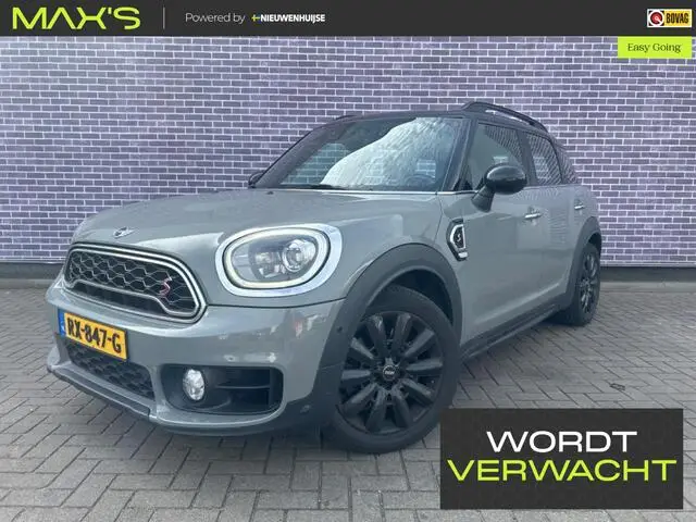 Photo 1 : Mini Countryman 2018 Essence