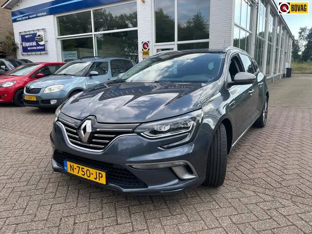 Photo 1 : Renault Megane 2017 Essence