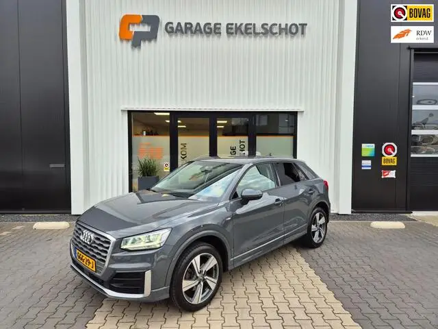 Photo 1 : Audi Q2 2020 Petrol