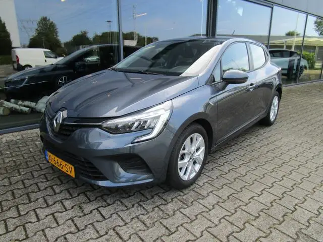 Photo 1 : Renault Clio 2022 Petrol