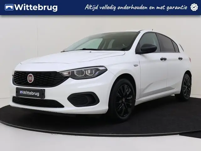 Photo 1 : Fiat Tipo 2020 Essence