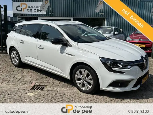 Photo 1 : Renault Megane 2018 Petrol