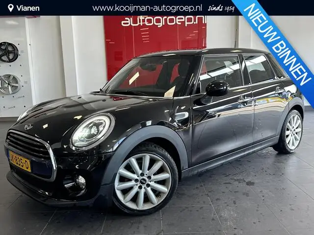 Photo 1 : Mini Cooper 2016 Petrol