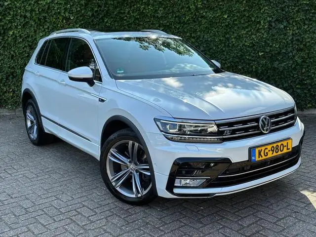 Photo 1 : Volkswagen Tiguan 2016 Essence