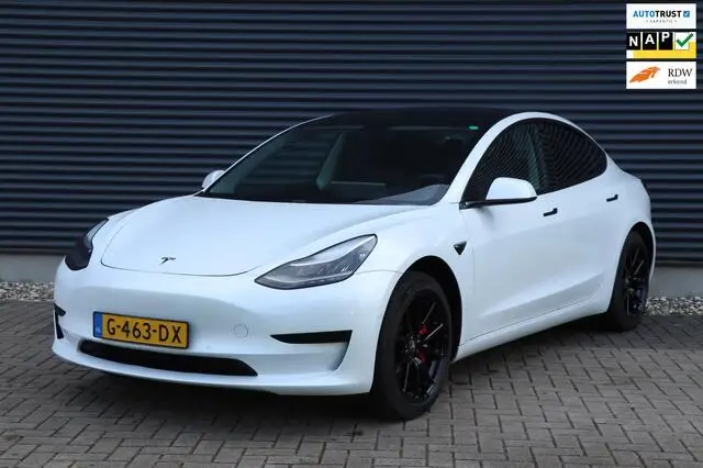 Photo 1 : Tesla Model 3 2019 Électrique