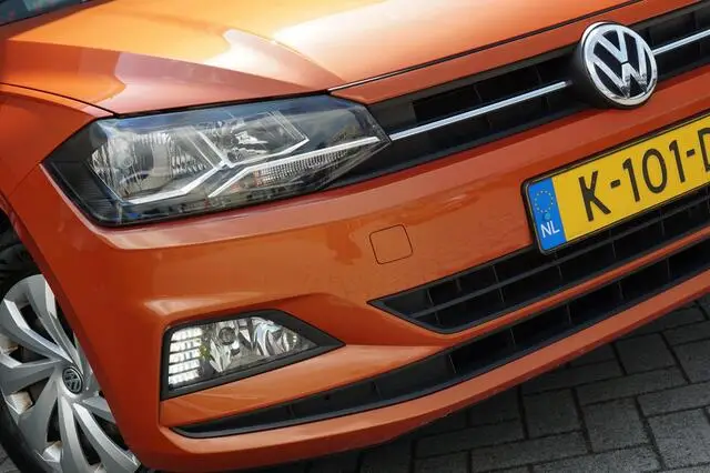 Photo 1 : Volkswagen Polo 2020 Petrol