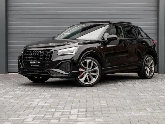 Photo 1 : Audi Q2 2021 Essence