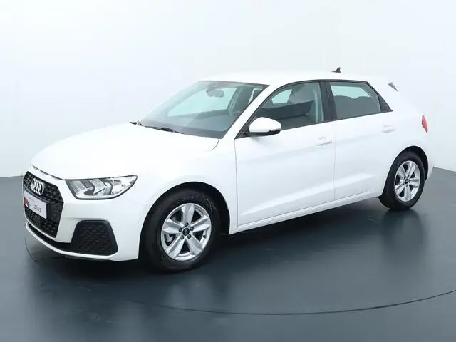 Photo 1 : Audi A1 2023 Essence