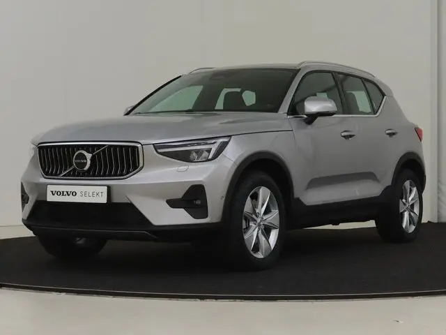 Photo 1 : Volvo Xc40 2023 Petrol