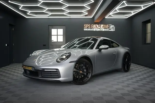 Photo 1 : Porsche 911 2021 Essence