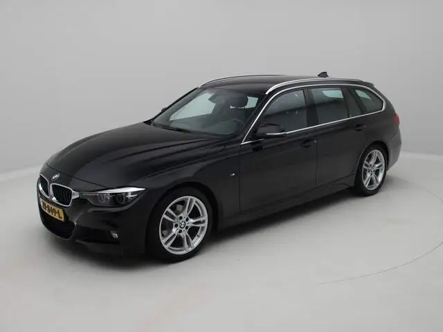 Photo 1 : Bmw Serie 3 2019 Petrol