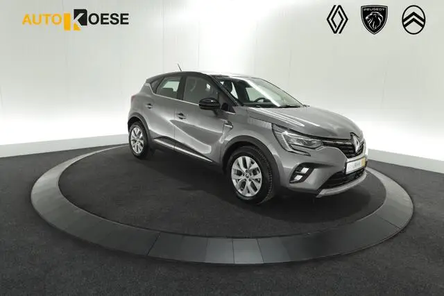 Photo 1 : Renault Captur 2022 Hybride