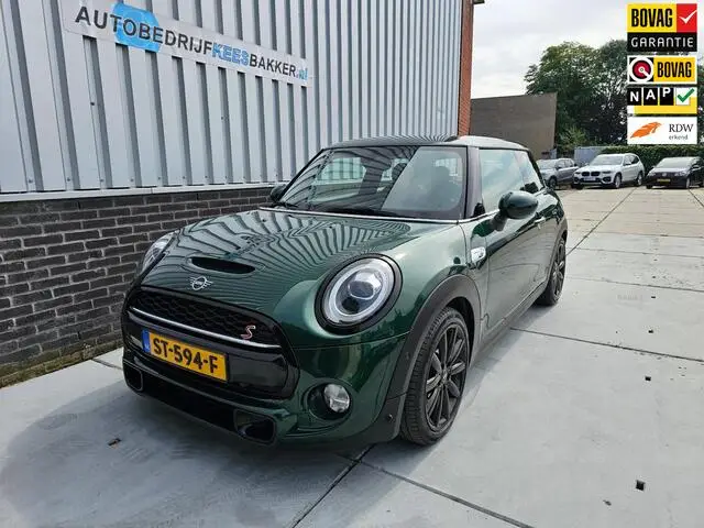 Photo 1 : Mini Cooper 2018 Essence