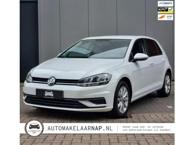 Photo 1 : Volkswagen Golf 2019 Petrol