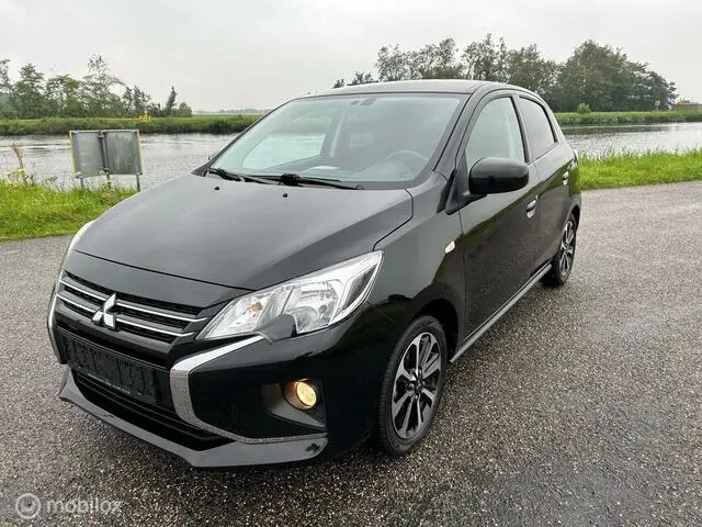 Photo 1 : Mitsubishi Space Star 2021 Petrol