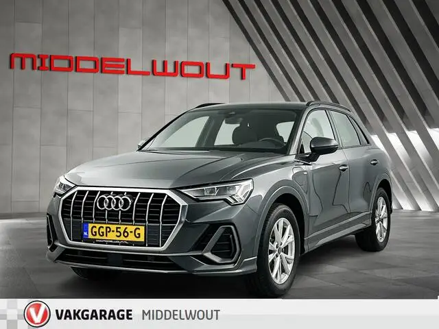 Photo 1 : Audi Q3 2021 Hybride